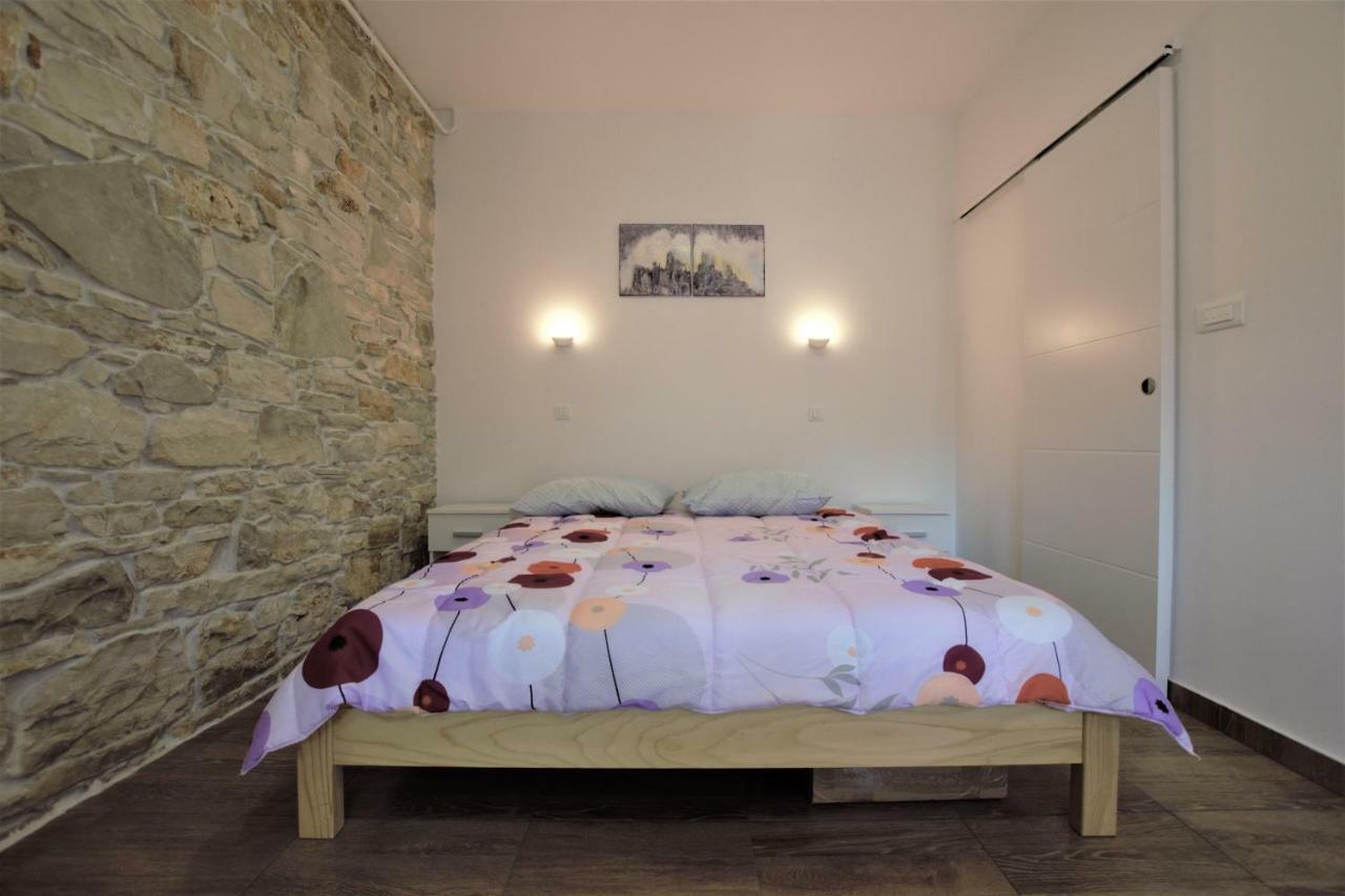 Studio Apartman Danijela Pula Ngoại thất bức ảnh